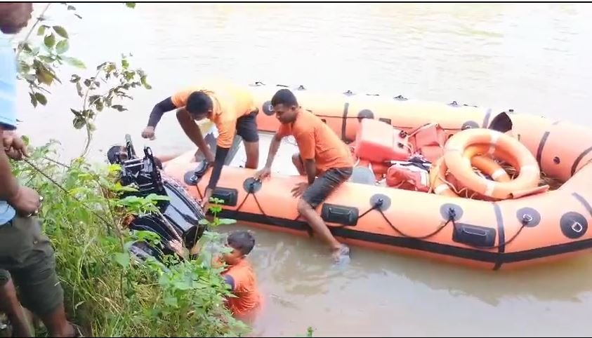 ୨୪ ଘଣ୍ଟା ପରେ ନଦୀରୁ ଶବ ଉଦ୍ଧାର ।
