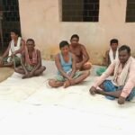 ଶିକ୍ଷକ ଅଭାବରୁ ସ୍କୁଲରେ ତାଲା ପକାଇଲେ ଗ୍ରାମବାସୀ