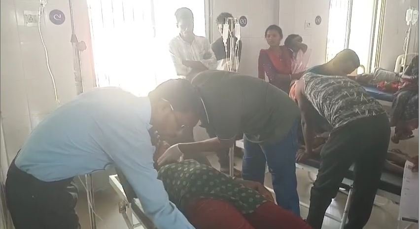 ମହୁମାଛି ଆକ୍ରମଣରେ ଗର୍ଭବତୀ ମହିଳାଙ୍କ ସହ ୩ବର୍ଷର ଶିଶୁ କନ୍ୟା ଗୁରୁତର