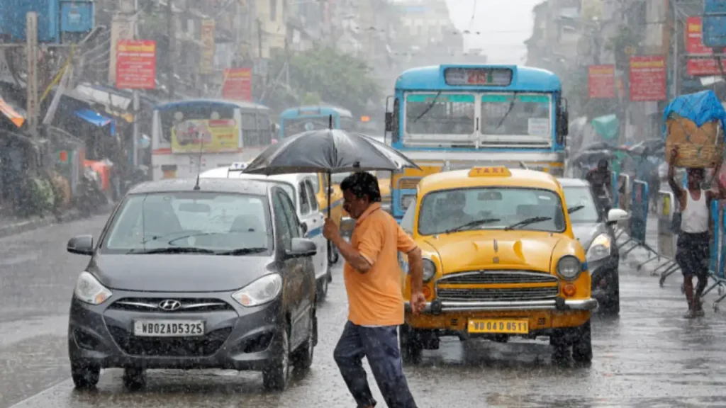 କୋଲକାତାରେ ତାଣ୍ଡବ ରଚିଲା ବର୍ଷା,ଗଲାଣି ସାତ ଜଣଙ୍କ ଜୀବନ ||