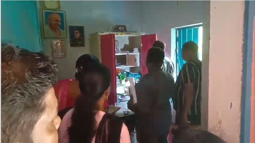 ସ୍କୁଲରେ ପଶିଲେ ଚୋର