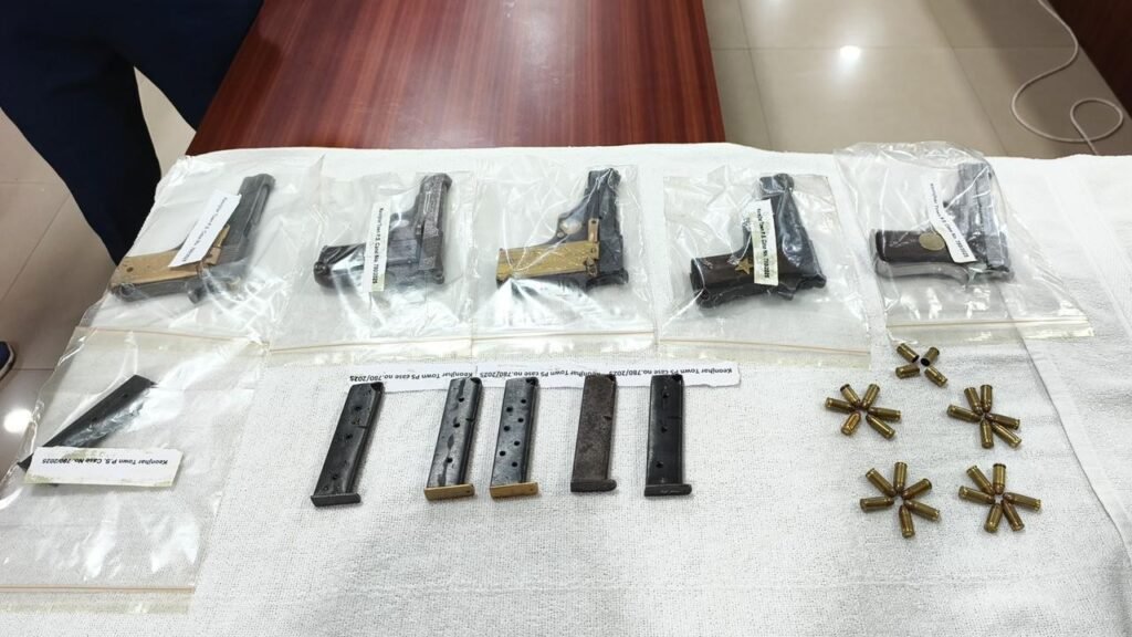 ବ୍ୟାଙ୍କ ଡକାୟତି ଯୋଜନାକୁ ପଣ୍ଡକରି ୯ ଜଣ କୁଖ୍ୟାତ ଅପରାଧୀଙ୍କୁ ଗିରଫ କଲା ପୋଲିସ || KONARK NEWS