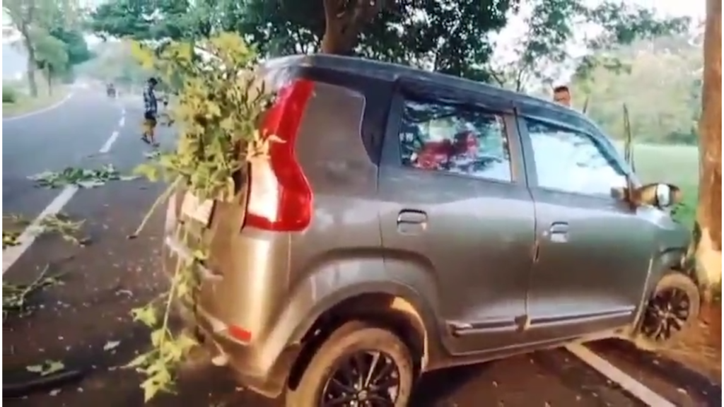 ଭୟଙ୍କର କାର ଦୁର୍ଘଟଣାରେ RIଙ୍କ ଗଲା ଜୀବନ ଅନ୍ୟ ୬ଜଣ ଗୁରୁତର || KONARK NEWS