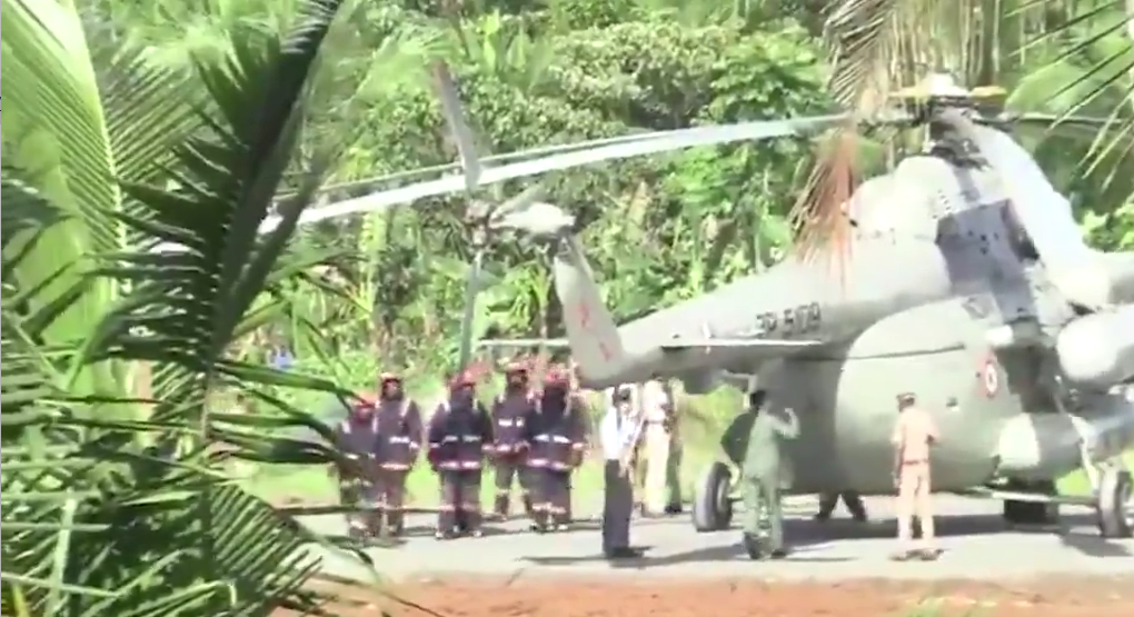 ଲ୍ୟାଣ୍ଡିଂ ବେଳେ ଫସିଲା ରାଷ୍ଟ୍ରପତିଙ୍କ ହେଲିକପ୍ଟର